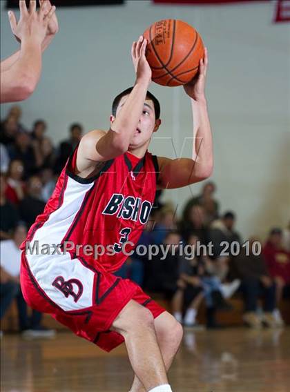 Thumbnail 3 in Bishop Diego @ Carpinteria photogallery.