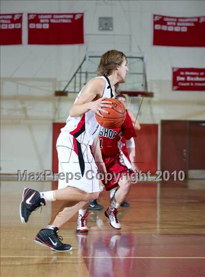 Thumbnail 1 in Bishop Diego @ Carpinteria photogallery.