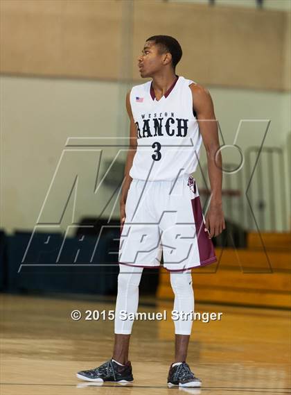Thumbnail 2 in McClymonds vs. Weston Ranch (Modesto Christian Holiday Hoops Classic) photogallery.
