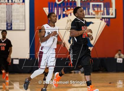 Thumbnail 3 in McClymonds vs. Weston Ranch (Modesto Christian Holiday Hoops Classic) photogallery.