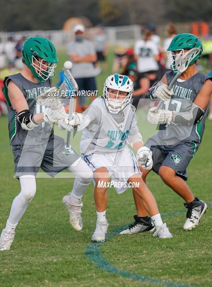 Thumbnail 1 in Gulf Coast vs Tampa Catholic photogallery.