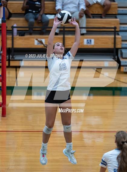Thumbnail 2 in Hamilton Southeastern @ Lawrence North photogallery.