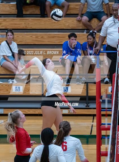 Thumbnail 3 in Hamilton Southeastern @ Lawrence North photogallery.