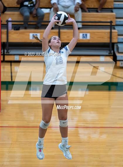 Thumbnail 1 in Hamilton Southeastern @ Lawrence North photogallery.