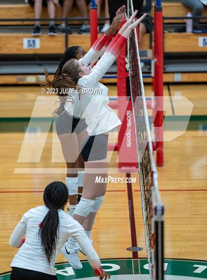 Thumbnail 3 in Hamilton Southeastern @ Lawrence North photogallery.