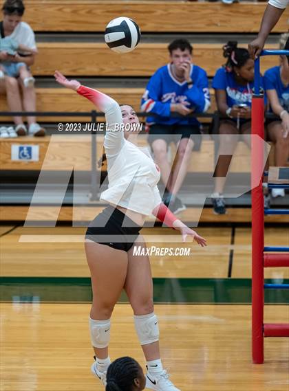 Thumbnail 1 in Hamilton Southeastern @ Lawrence North photogallery.