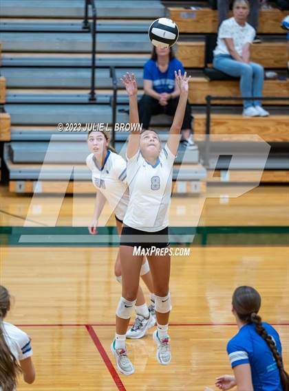 Thumbnail 3 in Hamilton Southeastern @ Lawrence North photogallery.