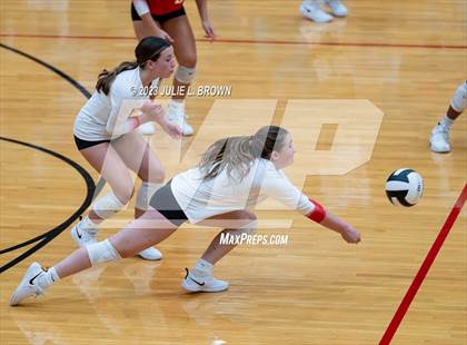 Thumbnail 1 in Hamilton Southeastern @ Lawrence North photogallery.