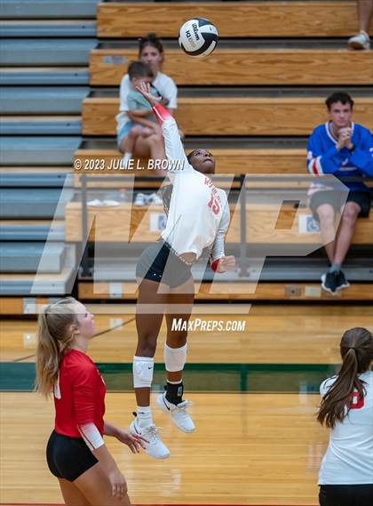 Thumbnail 2 in Hamilton Southeastern @ Lawrence North photogallery.