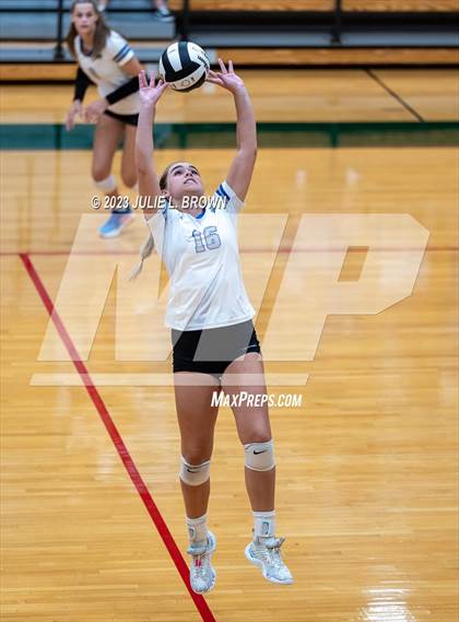 Thumbnail 2 in Hamilton Southeastern @ Lawrence North photogallery.