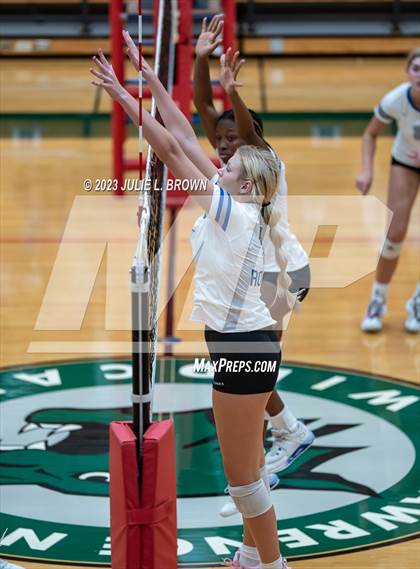 Thumbnail 1 in Hamilton Southeastern @ Lawrence North photogallery.