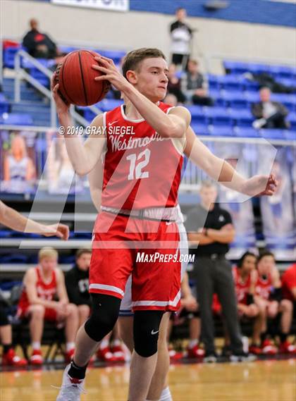 Thumbnail 3 in Deer Creek vs Westmoore photogallery.