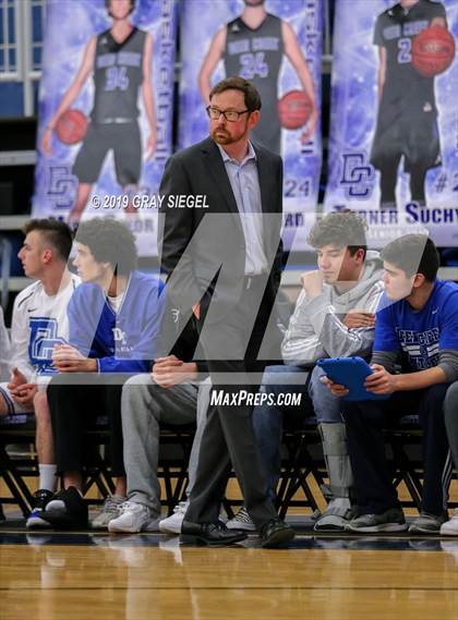 Thumbnail 3 in Deer Creek vs Westmoore photogallery.
