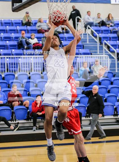 Thumbnail 2 in Deer Creek vs Westmoore photogallery.