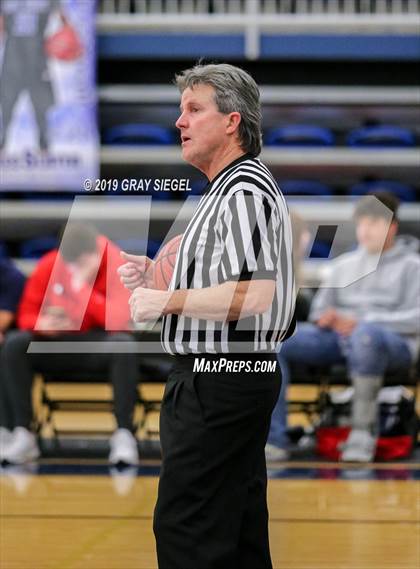 Thumbnail 1 in Deer Creek vs Westmoore photogallery.