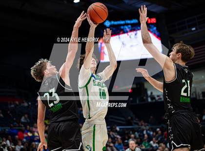 Thumbnail 2 in Chaminade Julienne Catholic vs. Badin (OHSAA Division II District Final) photogallery.