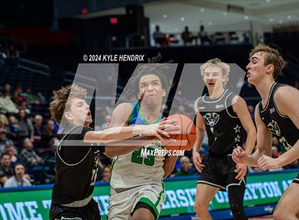 Thumbnail 3 in Chaminade Julienne Catholic vs. Badin (OHSAA Division II District Final) photogallery.