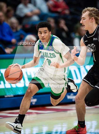 Thumbnail 3 in Chaminade Julienne Catholic vs. Badin (OHSAA Division II District Final) photogallery.