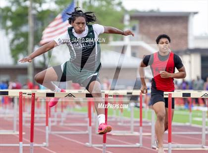 Thumbnail 1 in LHSAA District 8-4A(District Track Meet) photogallery.