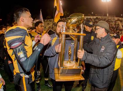 Thumbnail 1 in South Gate vs. San Fernando (CIF LA City Section D2 Final) photogallery.