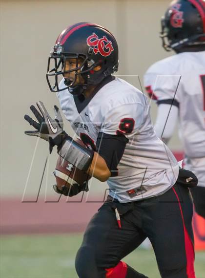 Thumbnail 1 in South Gate vs. San Fernando (CIF LA City Section D2 Final) photogallery.