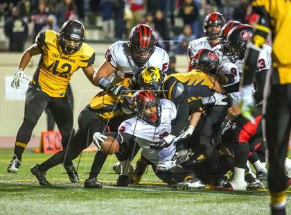 Thumbnail 3 in South Gate vs. San Fernando (CIF LA City Section D2 Final) photogallery.