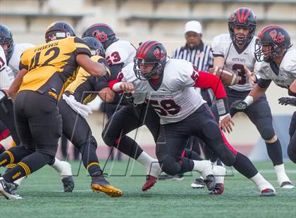 Thumbnail 2 in South Gate vs. San Fernando (CIF LA City Section D2 Final) photogallery.