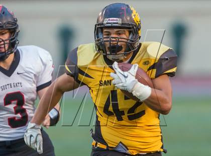 Thumbnail 2 in South Gate vs. San Fernando (CIF LA City Section D2 Final) photogallery.