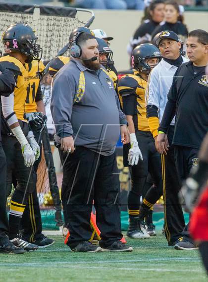 Thumbnail 2 in South Gate vs. San Fernando (CIF LA City Section D2 Final) photogallery.