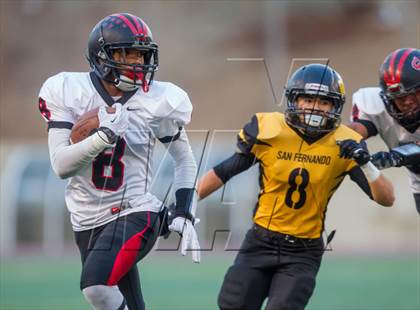 Thumbnail 3 in South Gate vs. San Fernando (CIF LA City Section D2 Final) photogallery.
