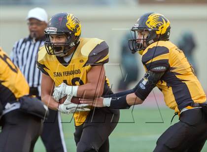Thumbnail 1 in South Gate vs. San Fernando (CIF LA City Section D2 Final) photogallery.