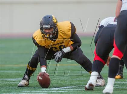 Thumbnail 1 in South Gate vs. San Fernando (CIF LA City Section D2 Final) photogallery.