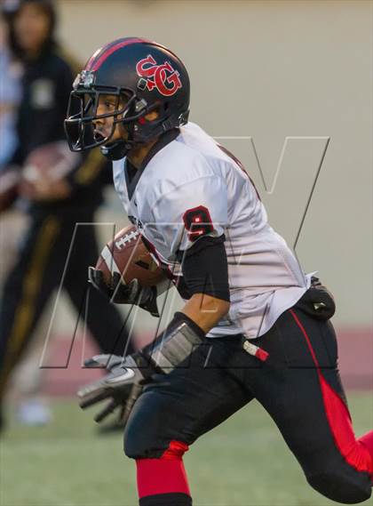 Thumbnail 2 in South Gate vs. San Fernando (CIF LA City Section D2 Final) photogallery.