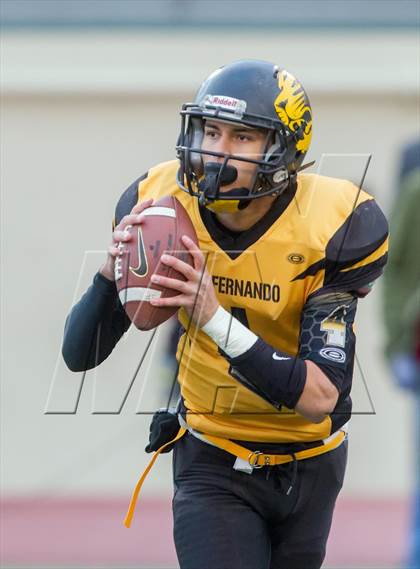 Thumbnail 3 in South Gate vs. San Fernando (CIF LA City Section D2 Final) photogallery.