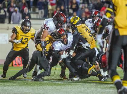 Thumbnail 1 in South Gate vs. San Fernando (CIF LA City Section D2 Final) photogallery.