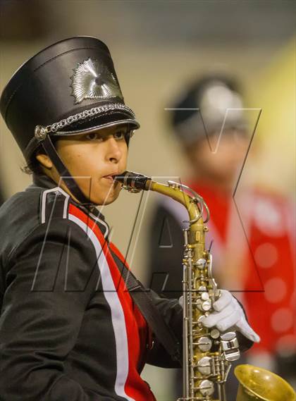 Thumbnail 2 in South Gate vs. San Fernando (CIF LA City Section D2 Final) photogallery.