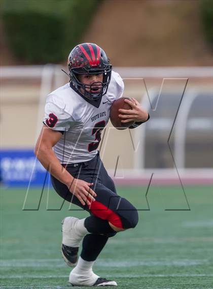 Thumbnail 2 in South Gate vs. San Fernando (CIF LA City Section D2 Final) photogallery.