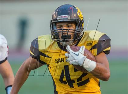 Thumbnail 2 in South Gate vs. San Fernando (CIF LA City Section D2 Final) photogallery.