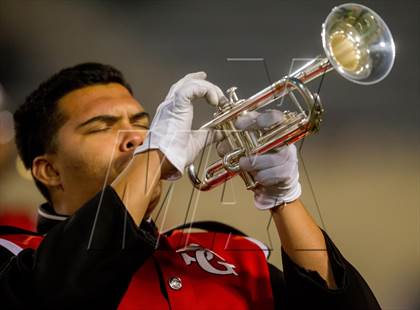 Thumbnail 1 in South Gate vs. San Fernando (CIF LA City Section D2 Final) photogallery.