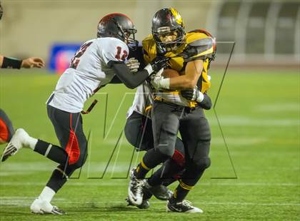 Thumbnail 2 in South Gate vs. San Fernando (CIF LA City Section D2 Final) photogallery.