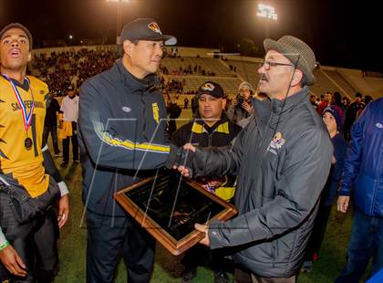 Thumbnail 3 in South Gate vs. San Fernando (CIF LA City Section D2 Final) photogallery.