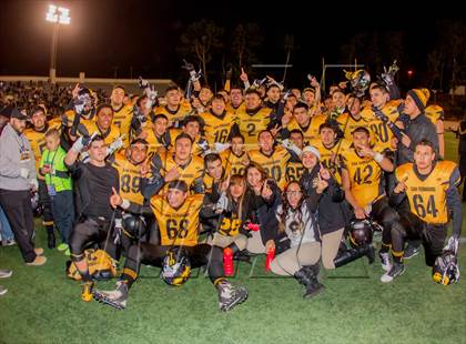 Thumbnail 1 in South Gate vs. San Fernando (CIF LA City Section D2 Final) photogallery.