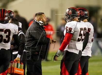 Thumbnail 3 in South Gate vs. San Fernando (CIF LA City Section D2 Final) photogallery.