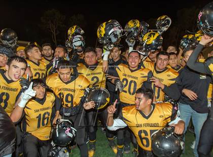Thumbnail 2 in South Gate vs. San Fernando (CIF LA City Section D2 Final) photogallery.