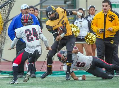 Thumbnail 1 in South Gate vs. San Fernando (CIF LA City Section D2 Final) photogallery.