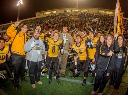 Thumbnail 3 in South Gate vs. San Fernando (CIF LA City Section D2 Final) photogallery.