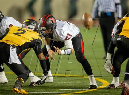 Thumbnail 2 in South Gate vs. San Fernando (CIF LA City Section D2 Final) photogallery.