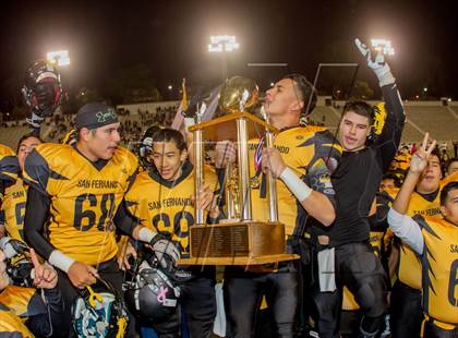 Thumbnail 3 in South Gate vs. San Fernando (CIF LA City Section D2 Final) photogallery.