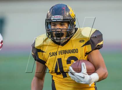 Thumbnail 3 in South Gate vs. San Fernando (CIF LA City Section D2 Final) photogallery.