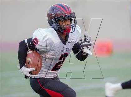 Thumbnail 3 in South Gate vs. San Fernando (CIF LA City Section D2 Final) photogallery.